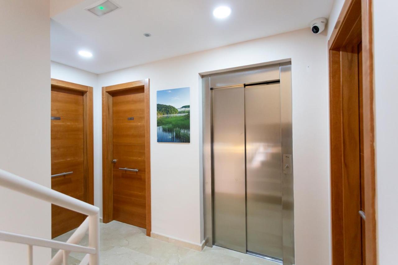 8 Lacus Victoria L'Hospitalet de Llobregat Exteriör bild